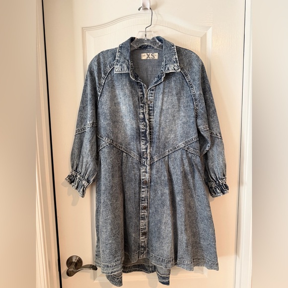 We The Free Dresses & Skirts - We The Free Hannah Denim Dress  - Size Extra Small Excellent Condition